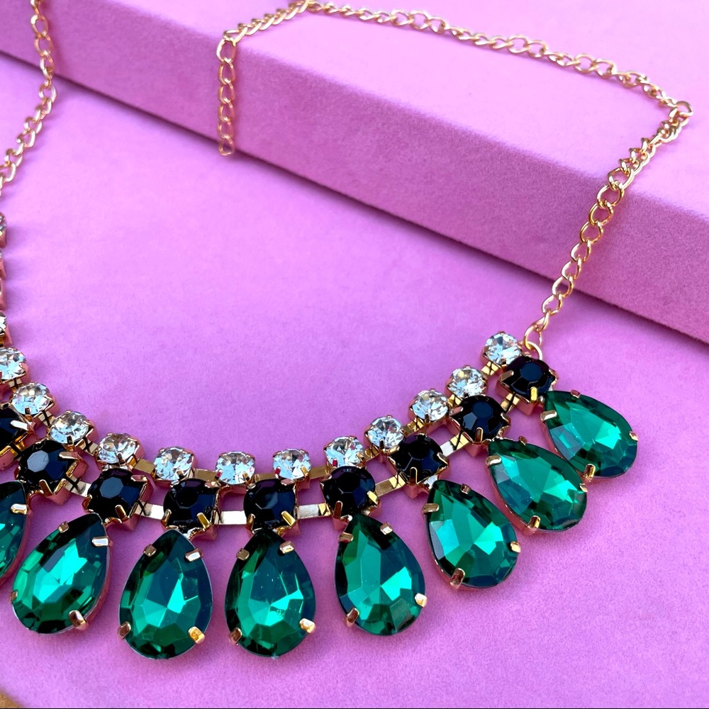 Green & Black Statement Necklace